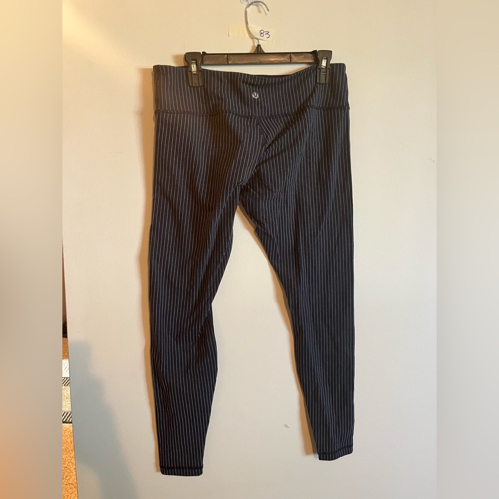 Lululemon Wunder Under mid-rise